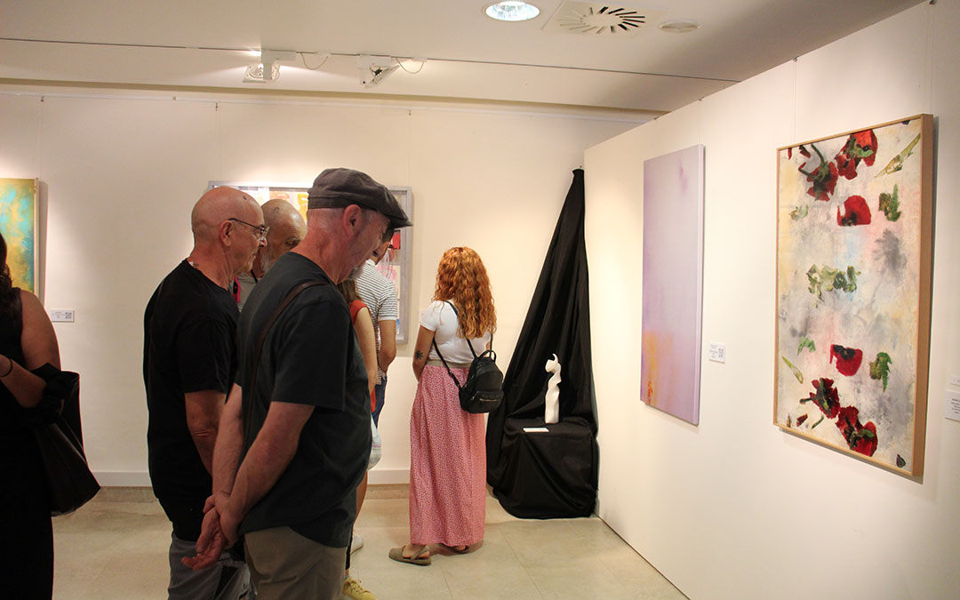 Inauguración de la muestra del I Certamen de Arte Contemporáneo José Lamiel en Calanda. / B. Severino