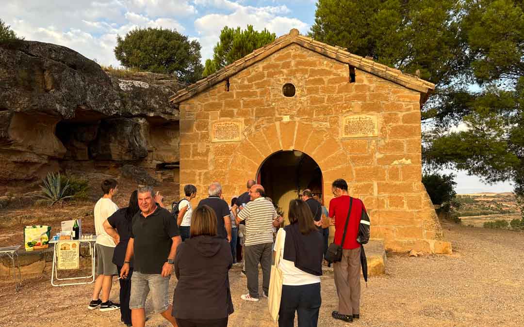 Equinoccio en la ermita vieja de Pueyos en Alcañiz./ A.D.