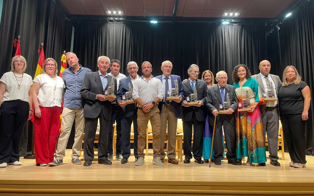 Homenaje alcaldes Maella./ S.F.