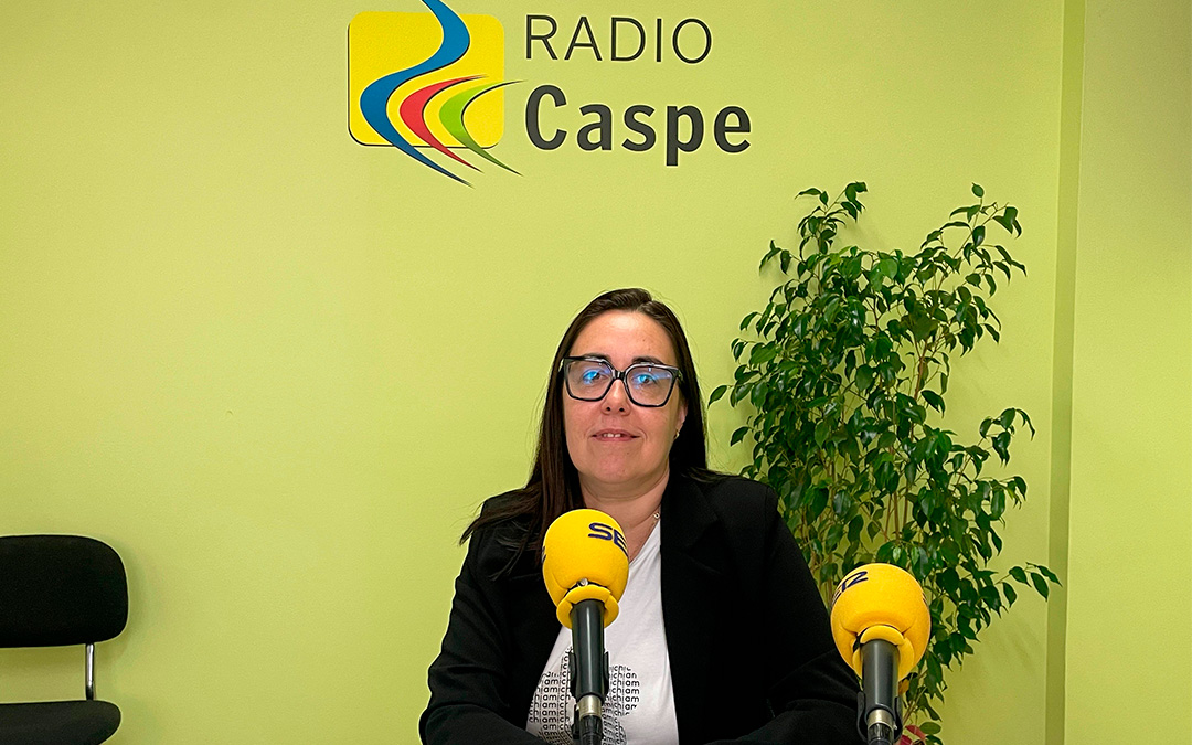 Noelia Calvo en Radio Caspe./ S.F.