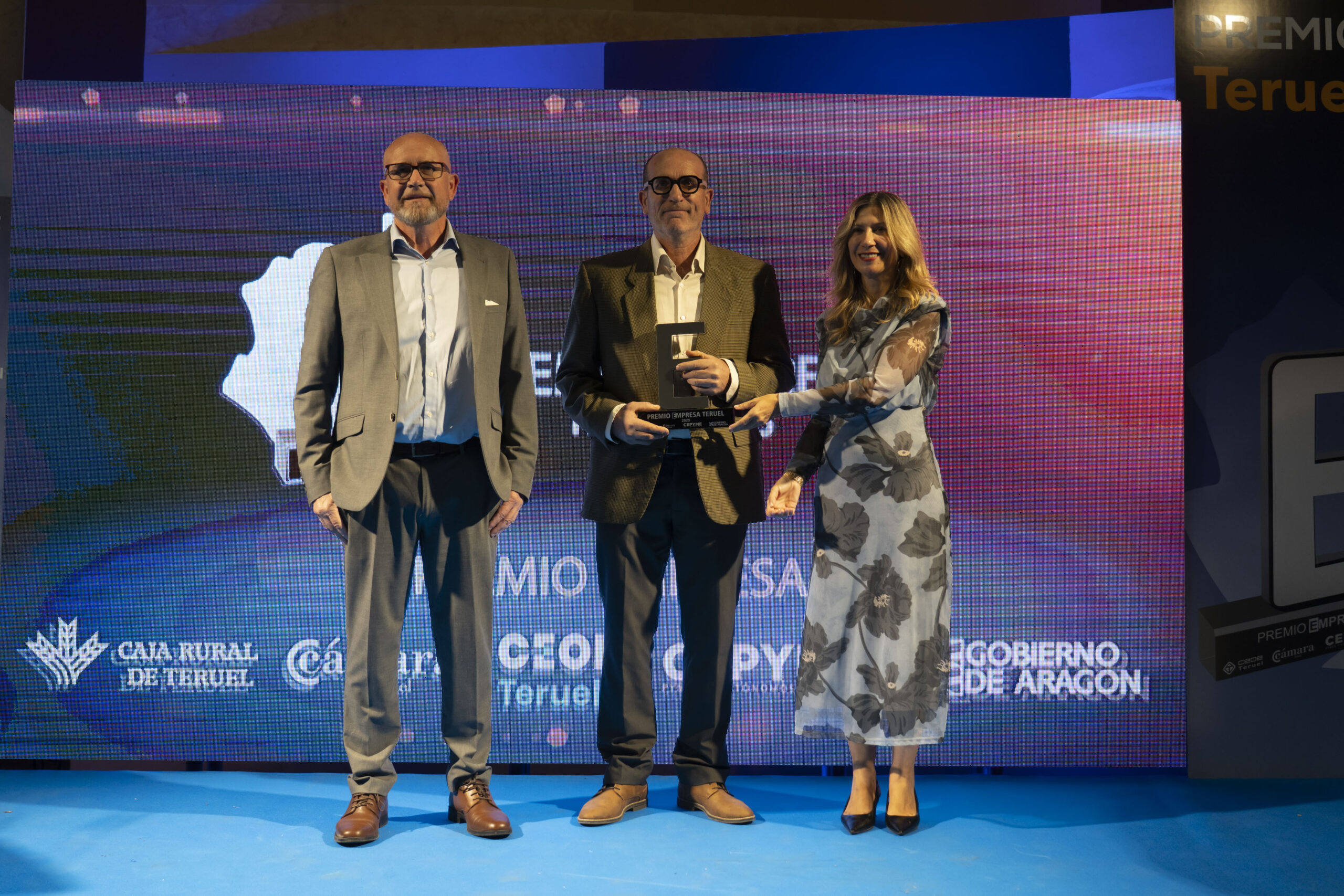 Mar Vaquero ha entregado el premio e Estecha Reproducciones./ Antonio García