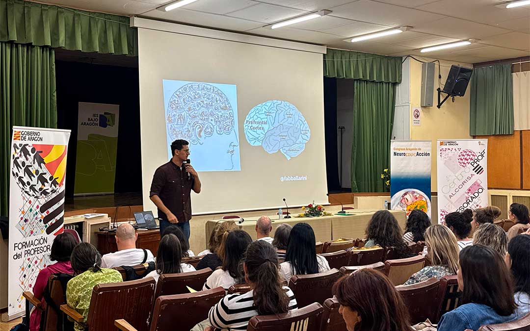 Ponencia de Fabricio Ballarini./ L.A.