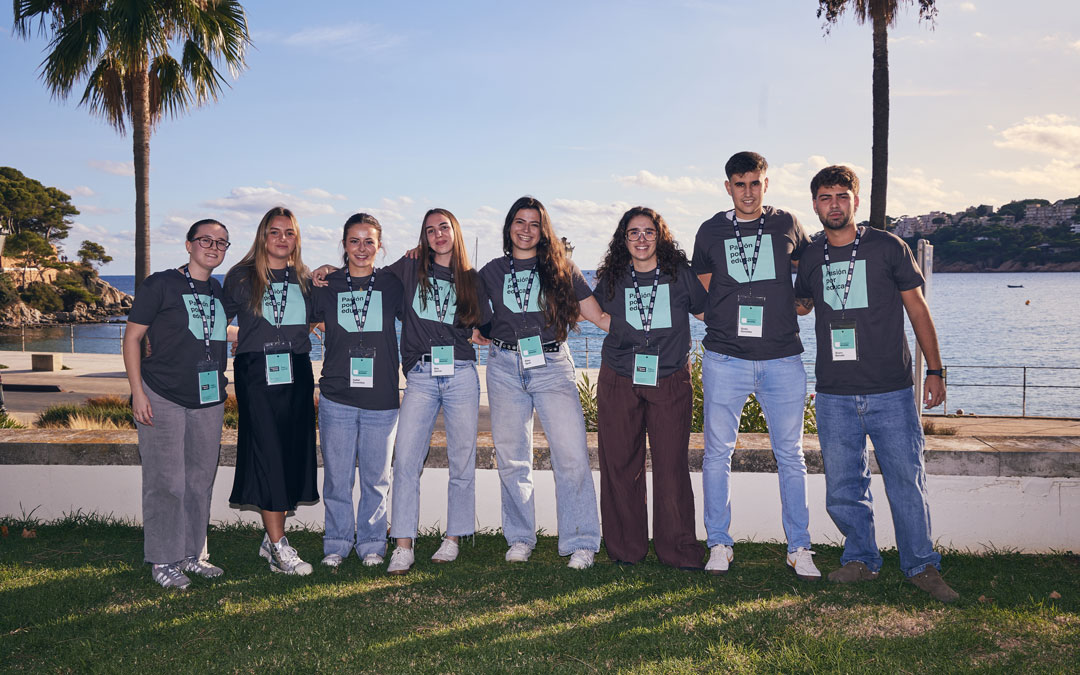 Foto de grupo de los alumnos que harán sus prácticas en Aragón./ GENERACIÓN DOCENTES