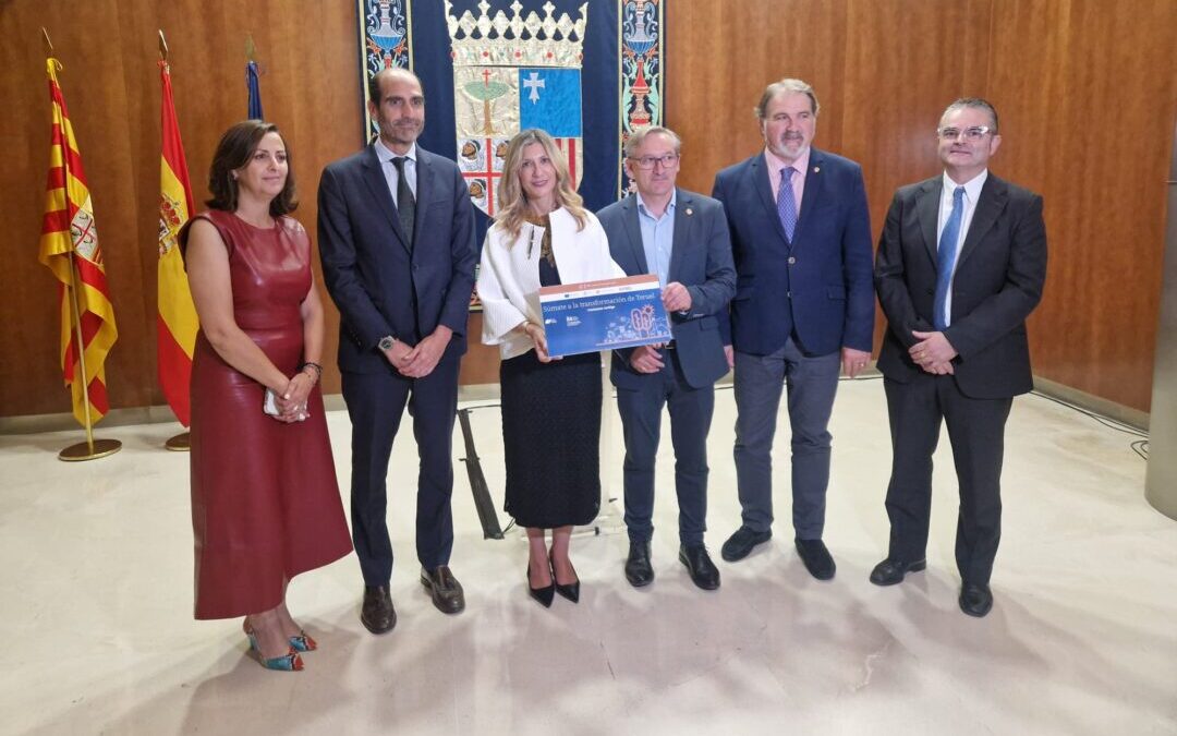 Foto de familia de la presentación este miércoles en Teruel / DGA