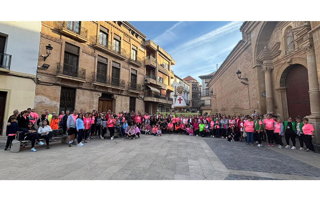 Marcha por el Día Mundial del Cáncer de Mama en Calanda. / Ayto.
