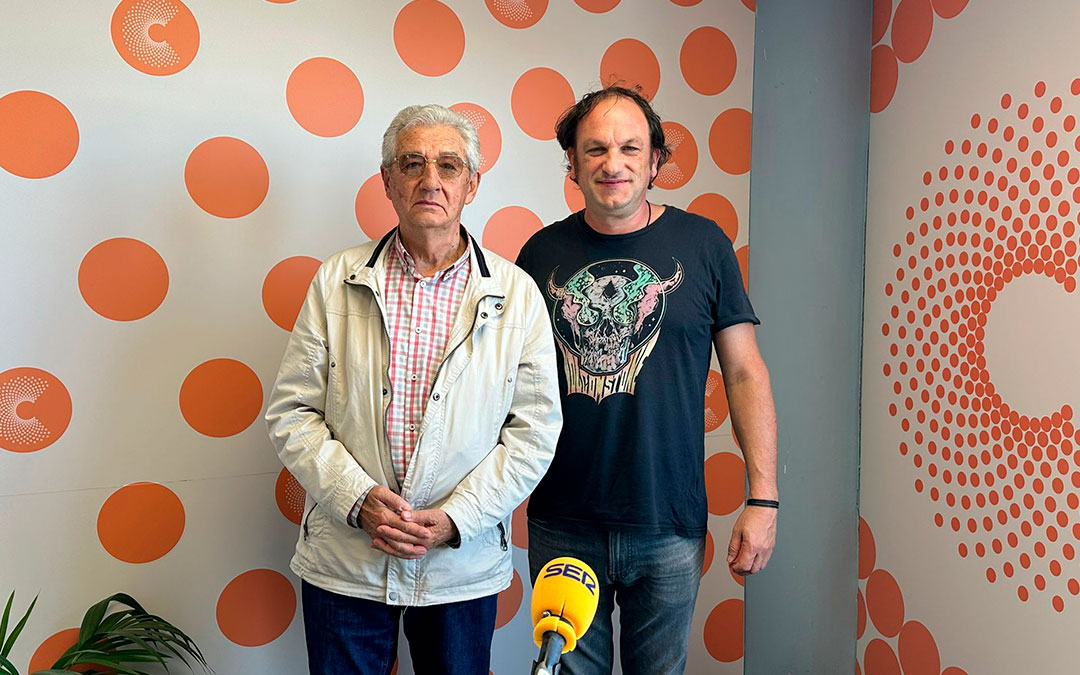 Daniel Cano, trompetista, y Fernando Navarro, representante. /La Comarca