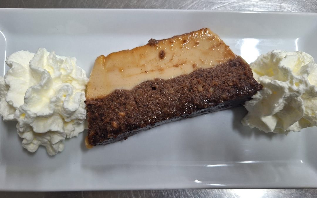 Pudding de chocolate y avellanas./ Manuel Barrau