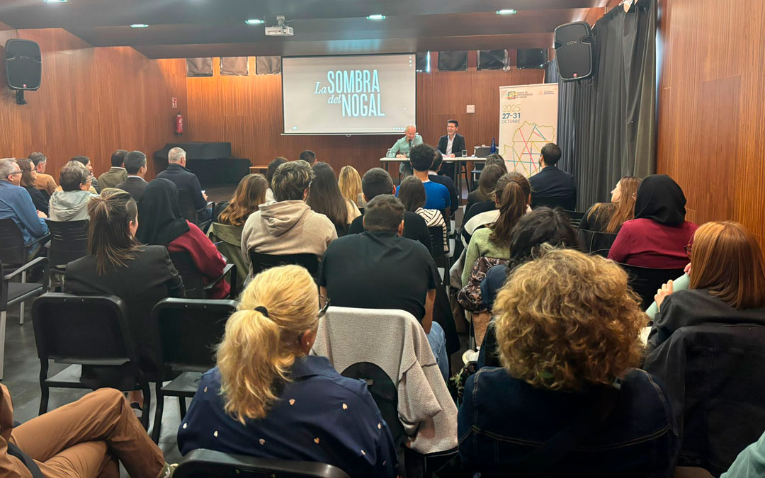 Sesión al completo de la Semana del Emprendimiento en Alcañiz./ M.M.R.