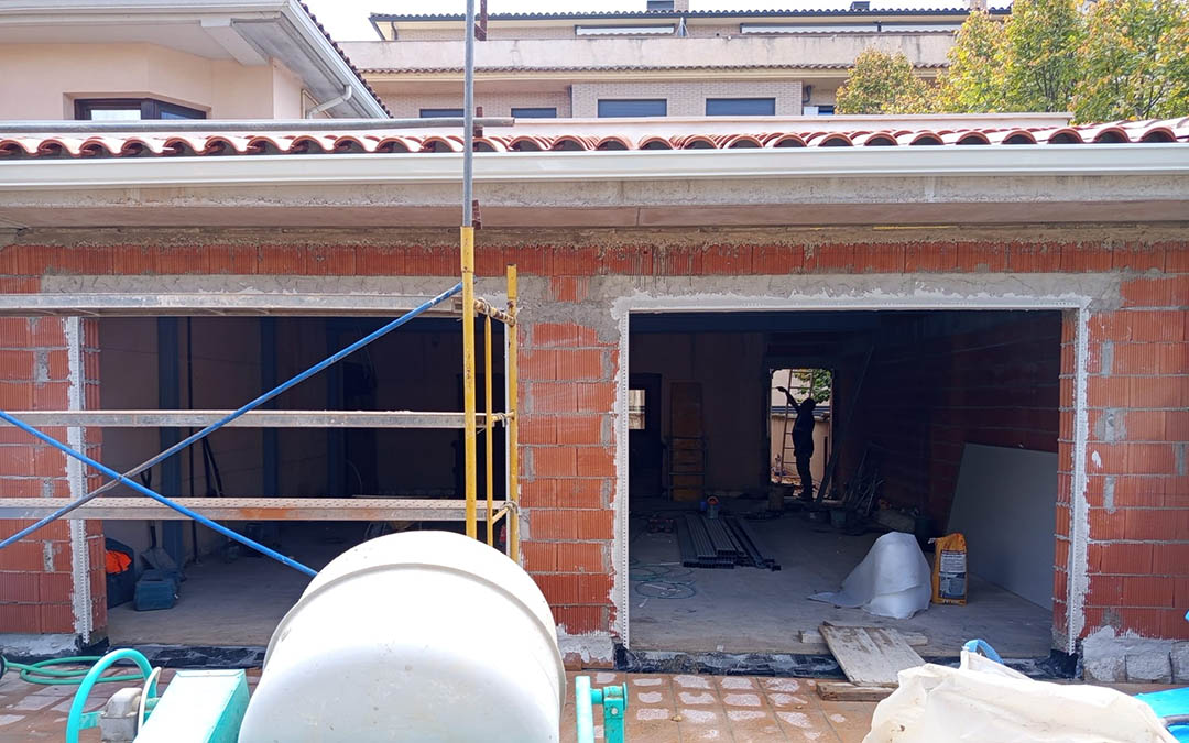 Obras de ampliación de la residencia municipal de Valderrobres./M.J. Salvador