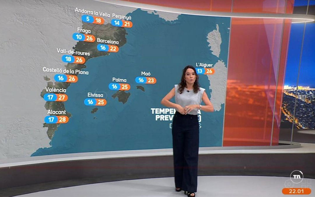 Instantes de la emisión del canal TV3 con Valderrobres en el mapa meteorológico. / L.C