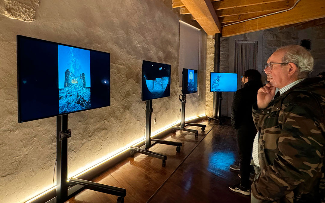Exposición de fotografía./ L.A.
