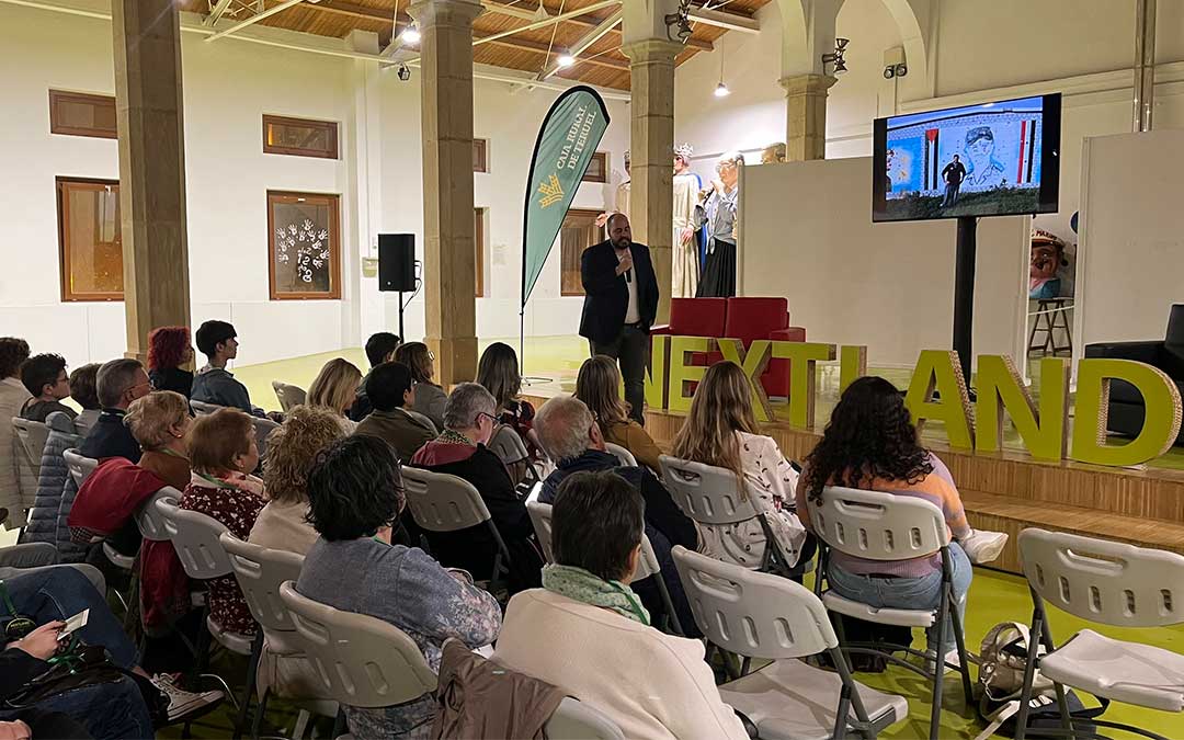 Antonio Pampliega cerró la jornada del viernes con la conferencia 'Comboys en el infierno' cómo entender la guerra desde la corresponsalía. / C.O