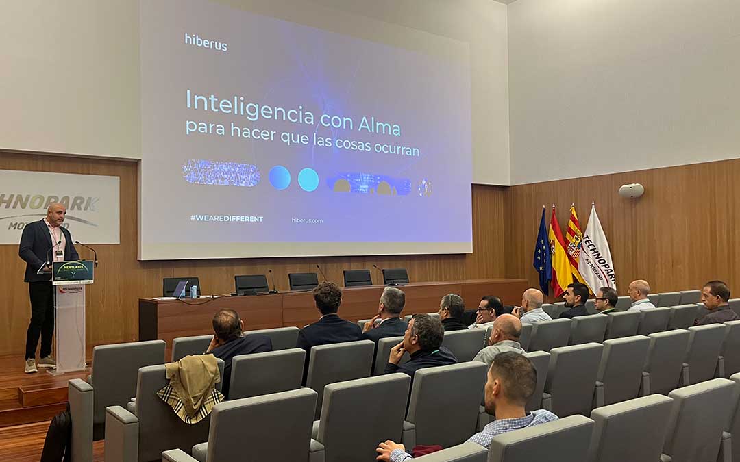 El área de industria y tecnología dio a conocer a empresas aragonesas como Hiberus./ C.O.
