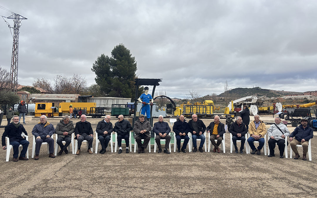 Los mineros homenajeados este domingo por Santa Bárbara en Andorra. / S.C