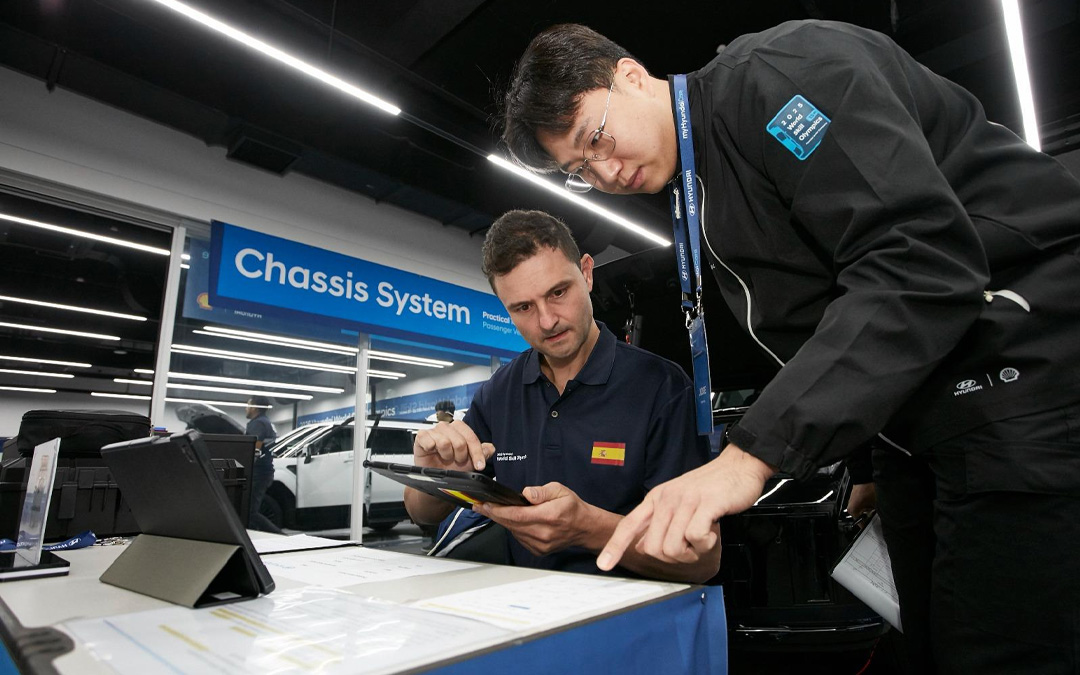 El caspolino debuta en la final de la 15ª Olimpiada del Motor en Corea del Sur. / C.B