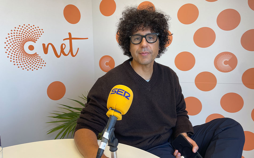 Miguel de Lucas en Radio La Comarca./ S.F.