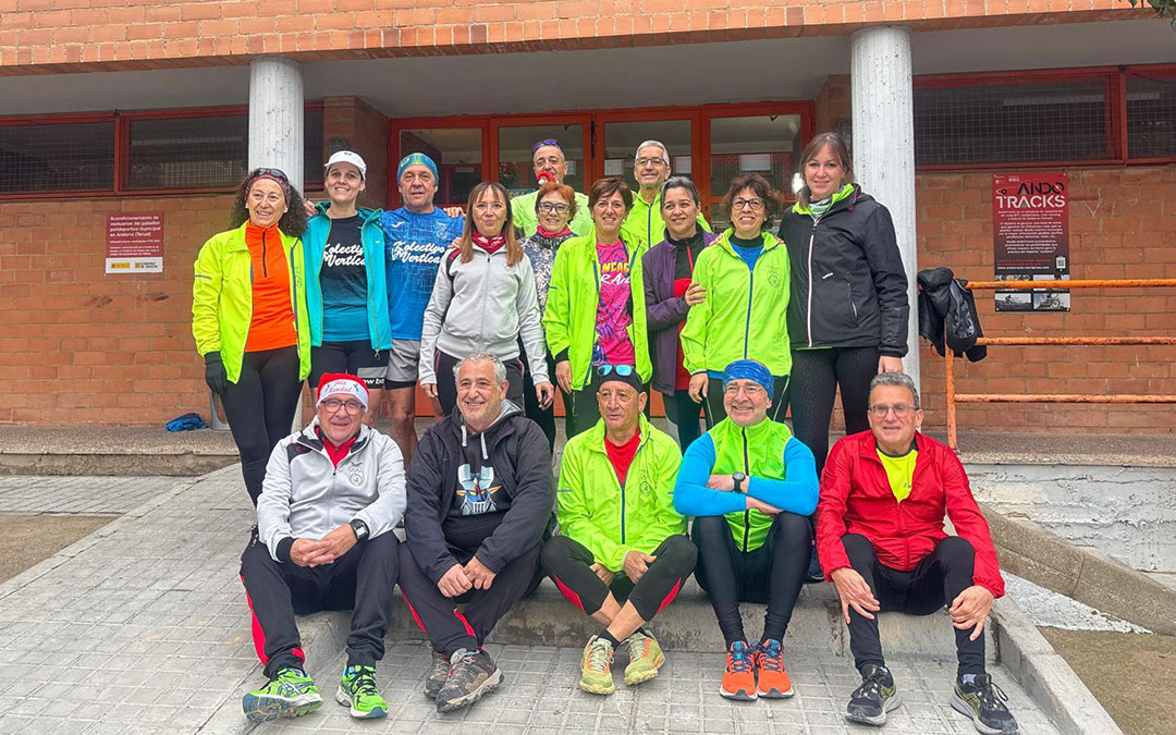 Imagen de los participantes en la quedada del club Zancadas. / S.C