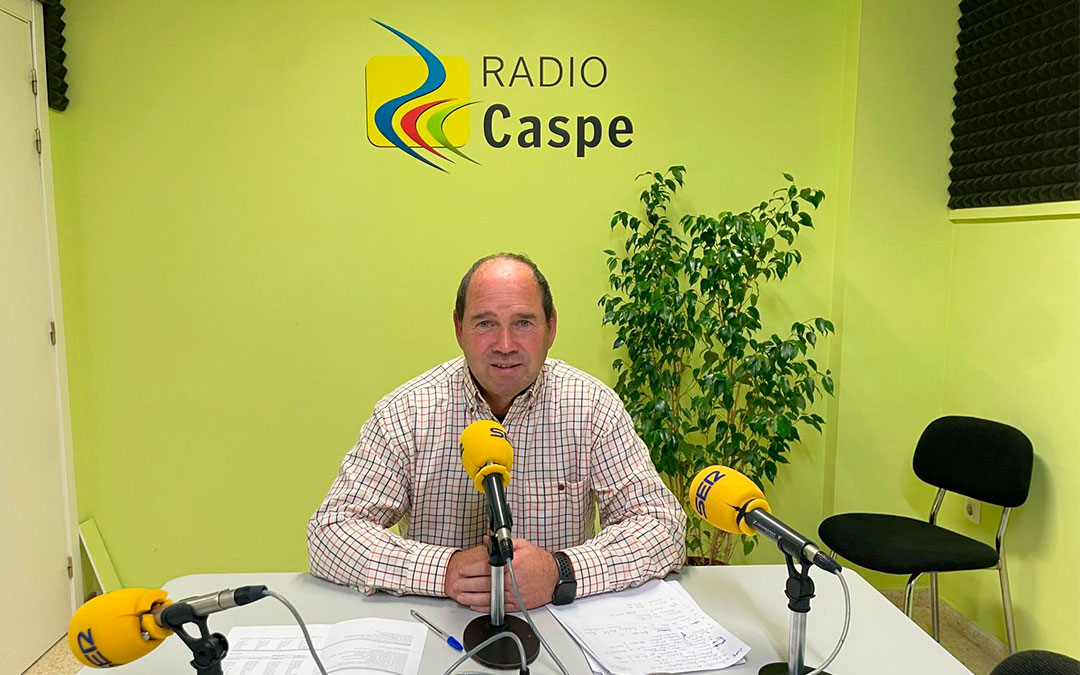 Javier Nicolás en Radio Caspe./ S.F.