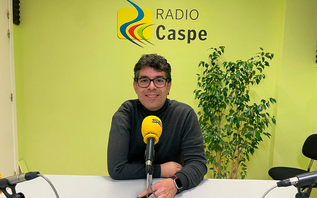 José Manuel Jariod en Radio Caspe./ S.F.