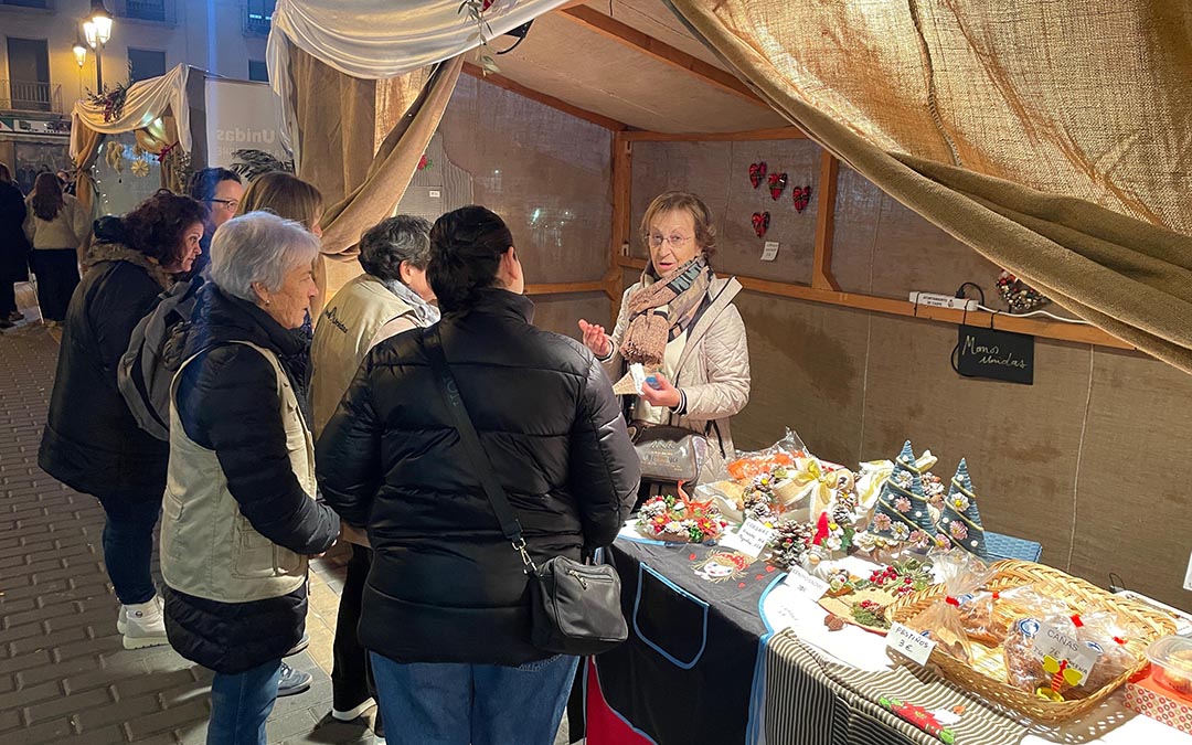 Mercado Navidad Caspe 2025./ S.F.