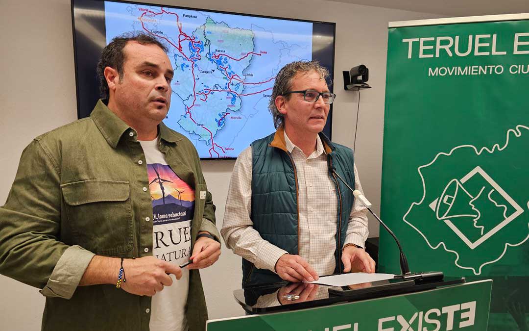 Rueda de prensa de Jesús Villamón y Ernesto Romeo, de Movimiento ciudadano Teruel Existe, sobre las investigaciones de la UCO sobre Forestalia en la que han pedido una moratoria sobre los proyectos renovables de Forestalia / TE