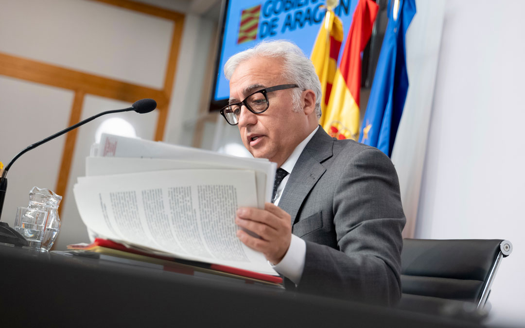 El consejero de Agricultura del Gobierno de Aragón, Javier Rincón, durante la rueda de prensa./DGA