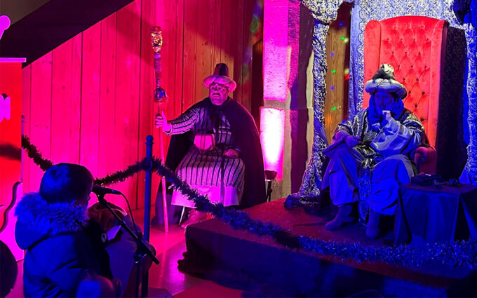 El Paje Real recoge peticiones antes de la llegada de los Reyes Magos: «un juego de magia, una maleta y un saco de dormir»