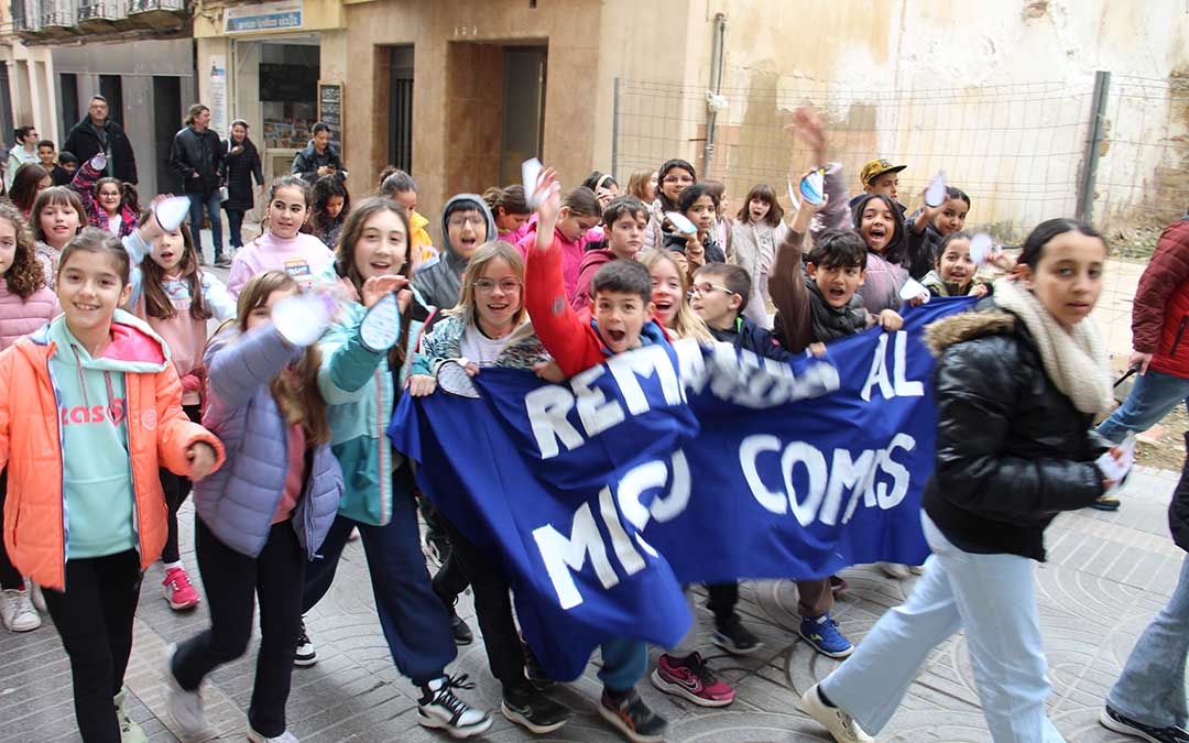 Día de la Paz y la No Violencia con los escolares de Alcañiz. / B. Severino