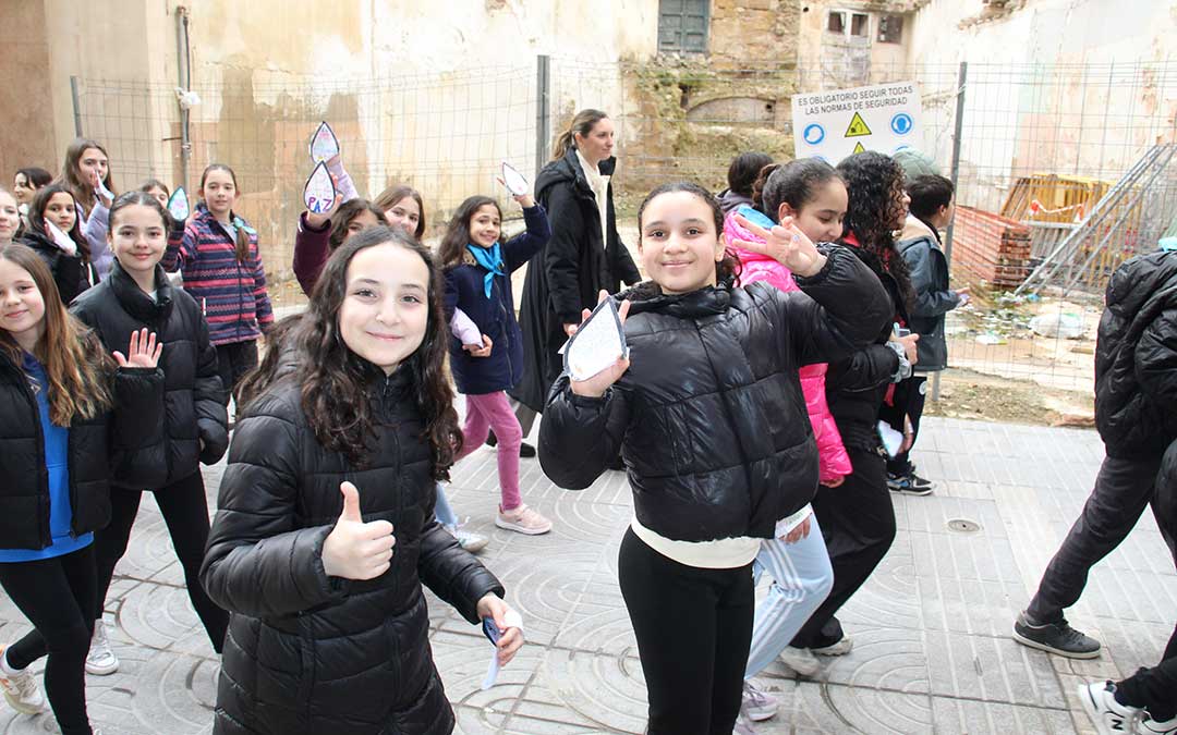 Día de la Paz y la No Violencia con los escolares de Alcañiz. / B. Severino