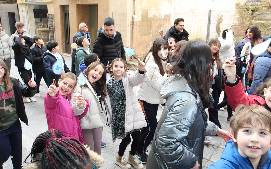 Día de la Paz y la No Violencia con los escolares de Alcañiz. / B. Severino