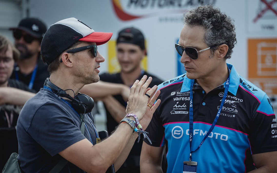 Un momento del rodaje de 'Ídolos' en Motorland. / Manolo Pavón