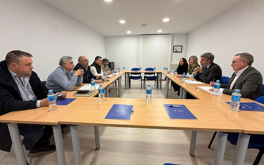 El Partido Popular en la reunión con representantes de CEOE, CEPYME y Cámara de Comercio. / PP Teruel
