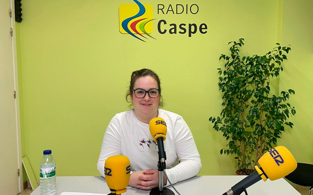 Ana Andrés en Radio Caspe./ S.F.