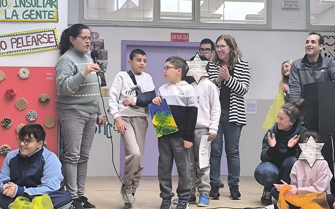 Día de la Paz y la No Violencia en el colegio Gloria Fuertes de Andorra. / CPEE