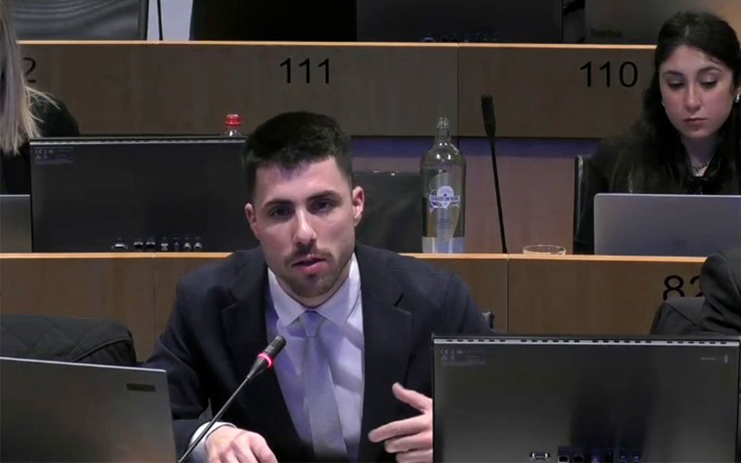 El coordinador de la Red de Áreas Escasamente Poblada de Europa, Mario Vega durante la intervención. / SSPA