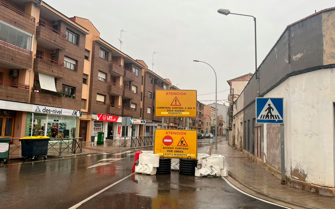 Anuncio del corte al inicio de la Ronda Teruel./ M.I.