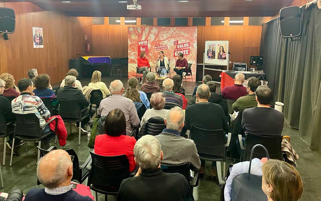 Acto por la sanidad de IU este viernes en Alcañiz / IU