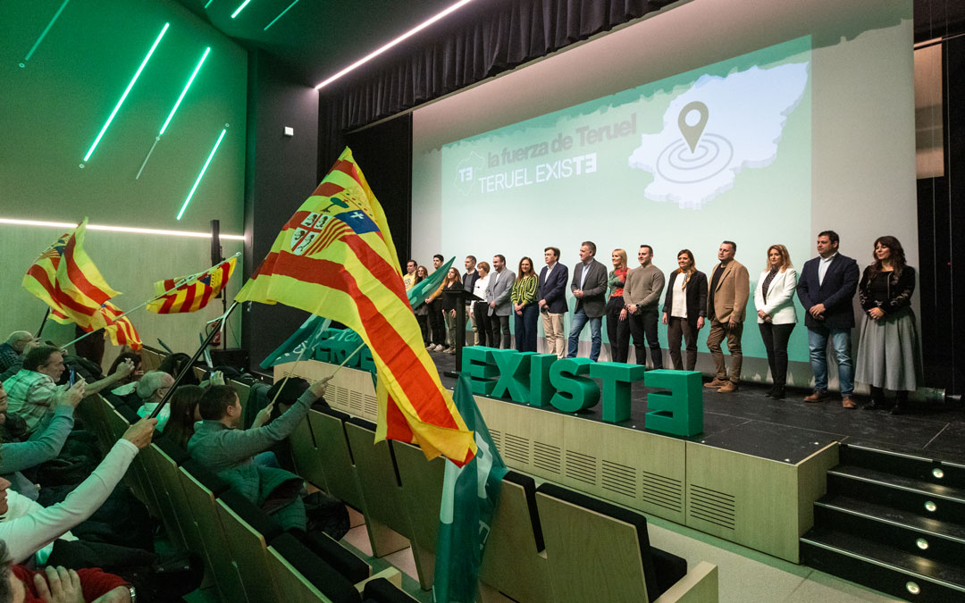 Acto de presentación con los representantes del partido para las elecciones./ JAVIER ESCRICHE
