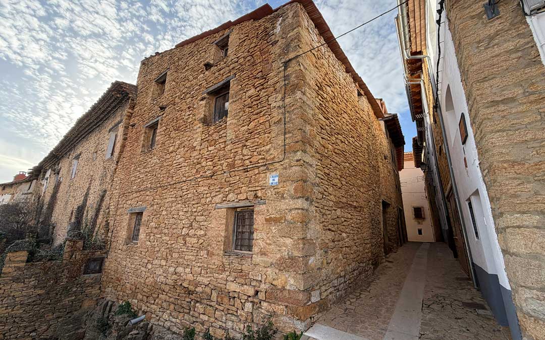 Edificio que se va a rehabilitar en La Iglesuela / Ayto.