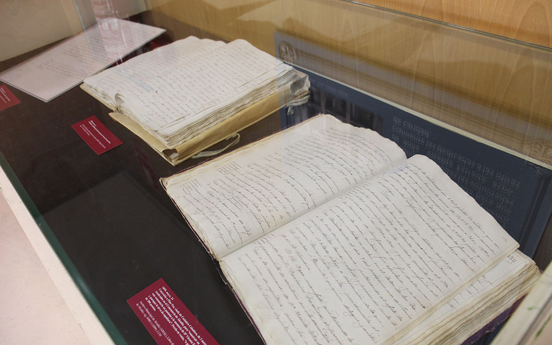 Parte de los archivos consultados, que han sido claves para conocer detalles de la historia de Vicenta Estrada y Pilar Foz. / B. Severino