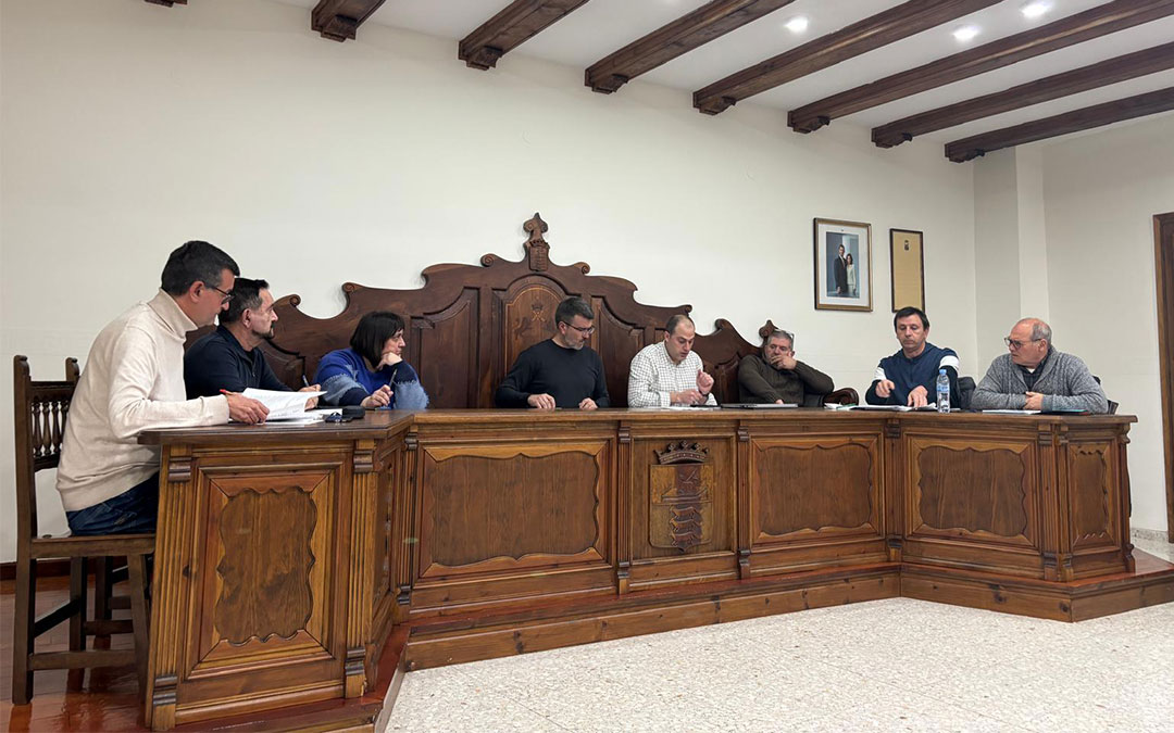 Instantes de la sesión extraordinaria del mes de febrero. / S.C.