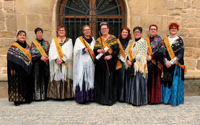 Cretas se entrega a Santa Águeda en una jornada de emoción, tradición y relevo generacional