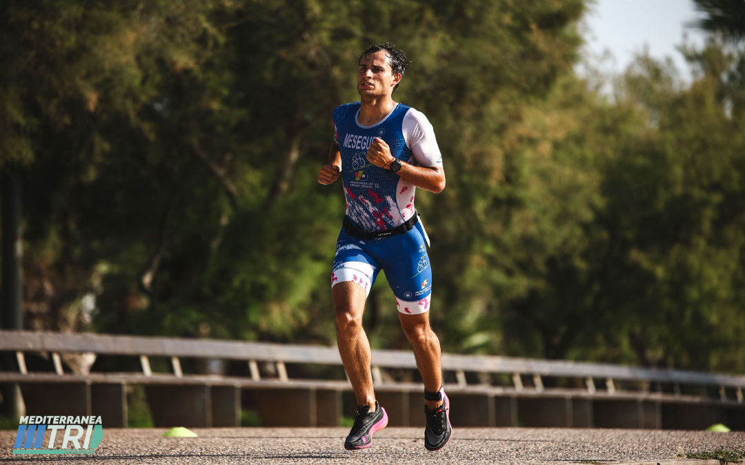 Guillermo Meseguer compitiendo en su modalidad fetiche dentro del triatlón: la carrera de media maratón / G.M.