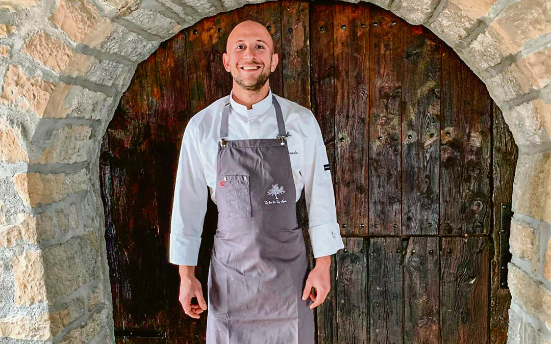 Jorge Landa, cocinero caspolino, en La Era de los Nogales./ Cedida