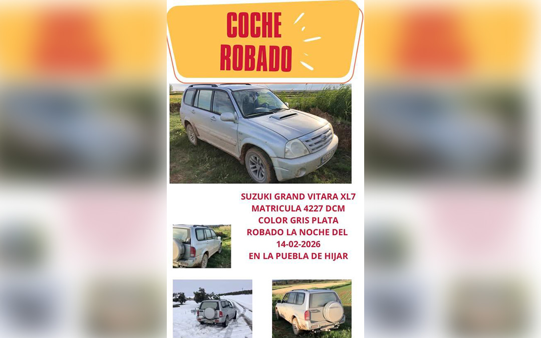 Cartel difundido con la imagen y los datos del coche robado en La Puebla. / L.C.