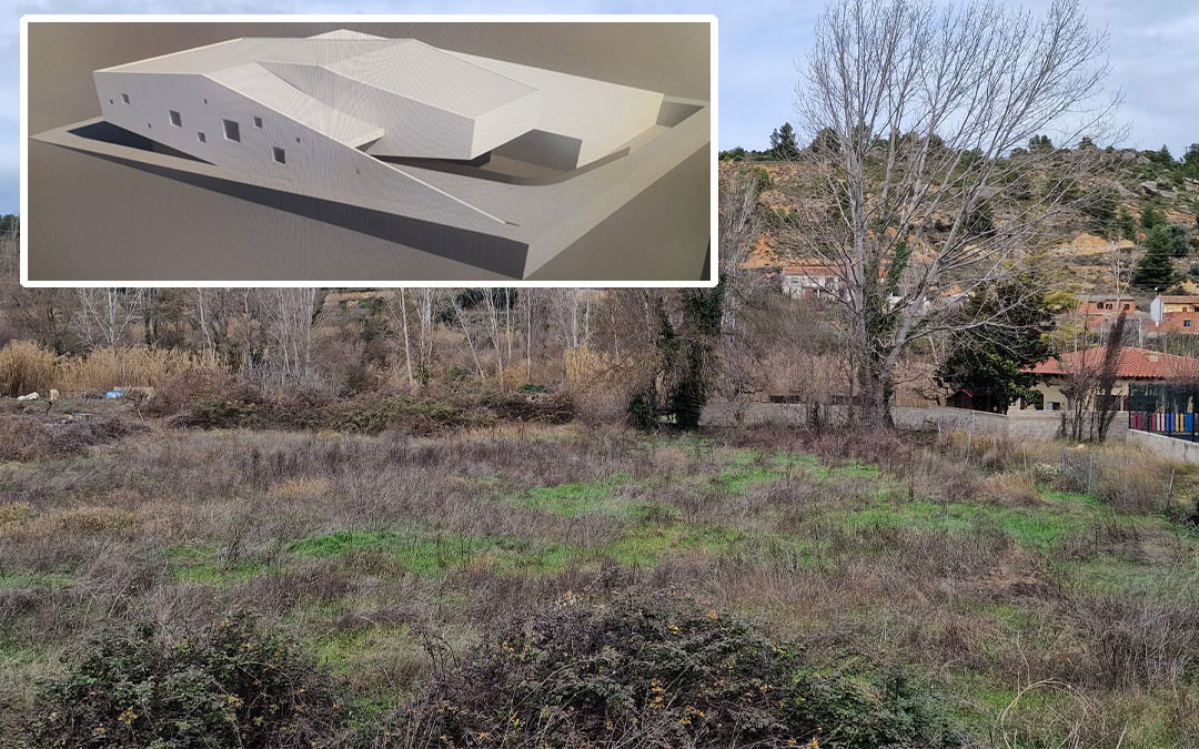 Recreación de cómo será el futuro palacio de congresos de Valderrobres y el solar en el que se levantará junto a la escuela infantil / La COMARCA