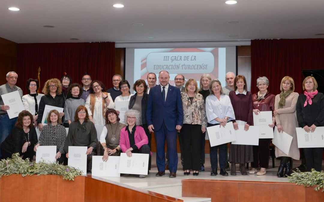La gala ha reconocido el trabajo y la trayectoria de los docentes. / DGA