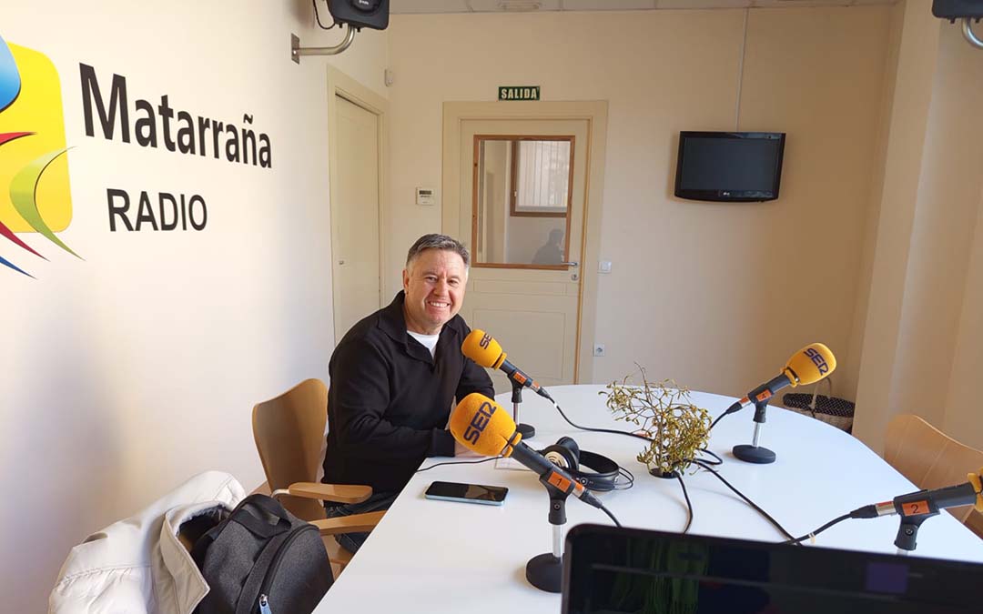 Javier Ciprés visita nuestros estudios./M.J. Salvador