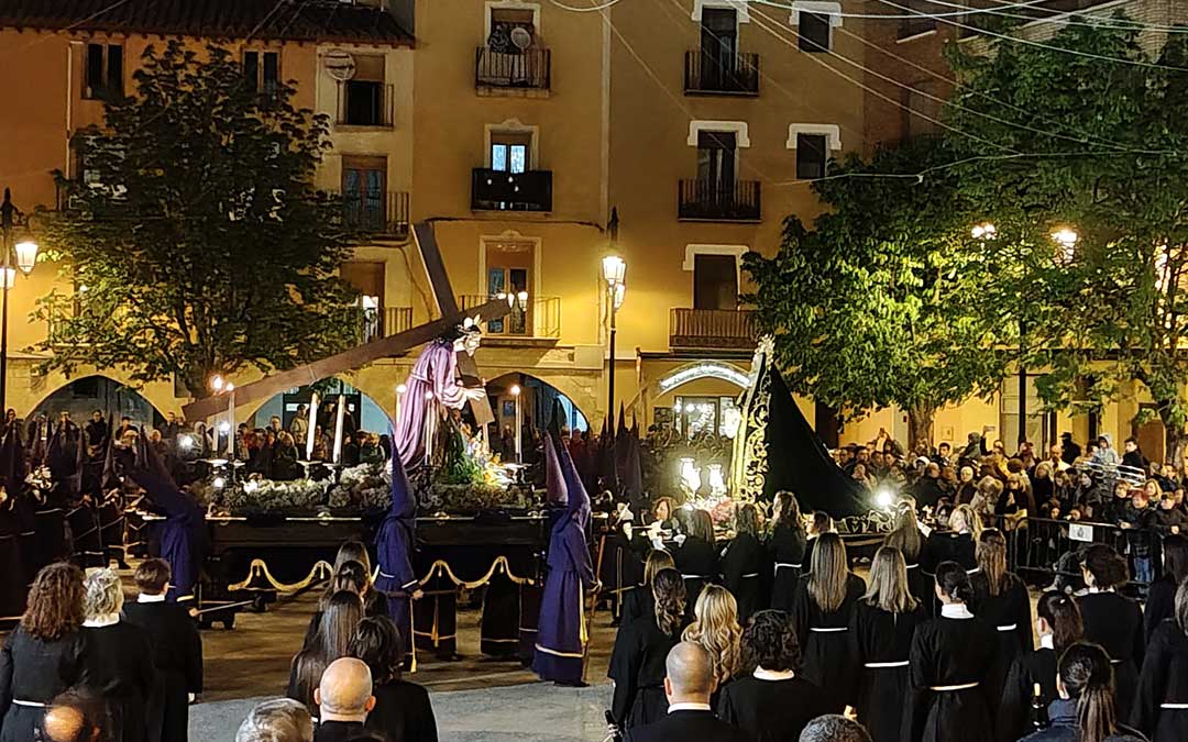 Procesión del Encuentro en Caspe 2026 este Martes Santo. / Cedida