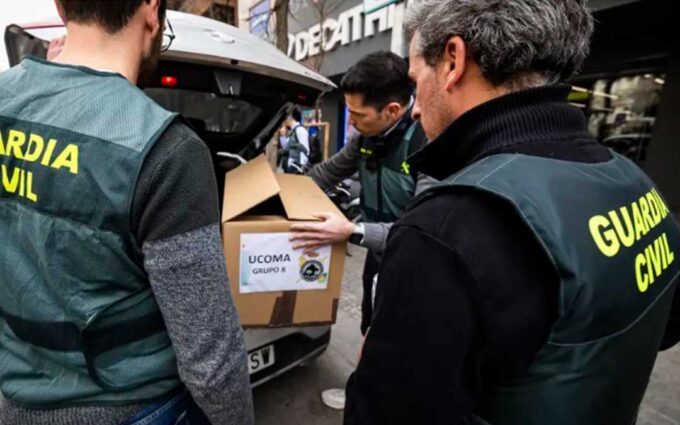 Varios funcionarios delatan al ex alto cargo del Miteco y cómo amañó las plantas solares en el Maestrazgo: «Masía I y II pasan de negativo a favorable»
